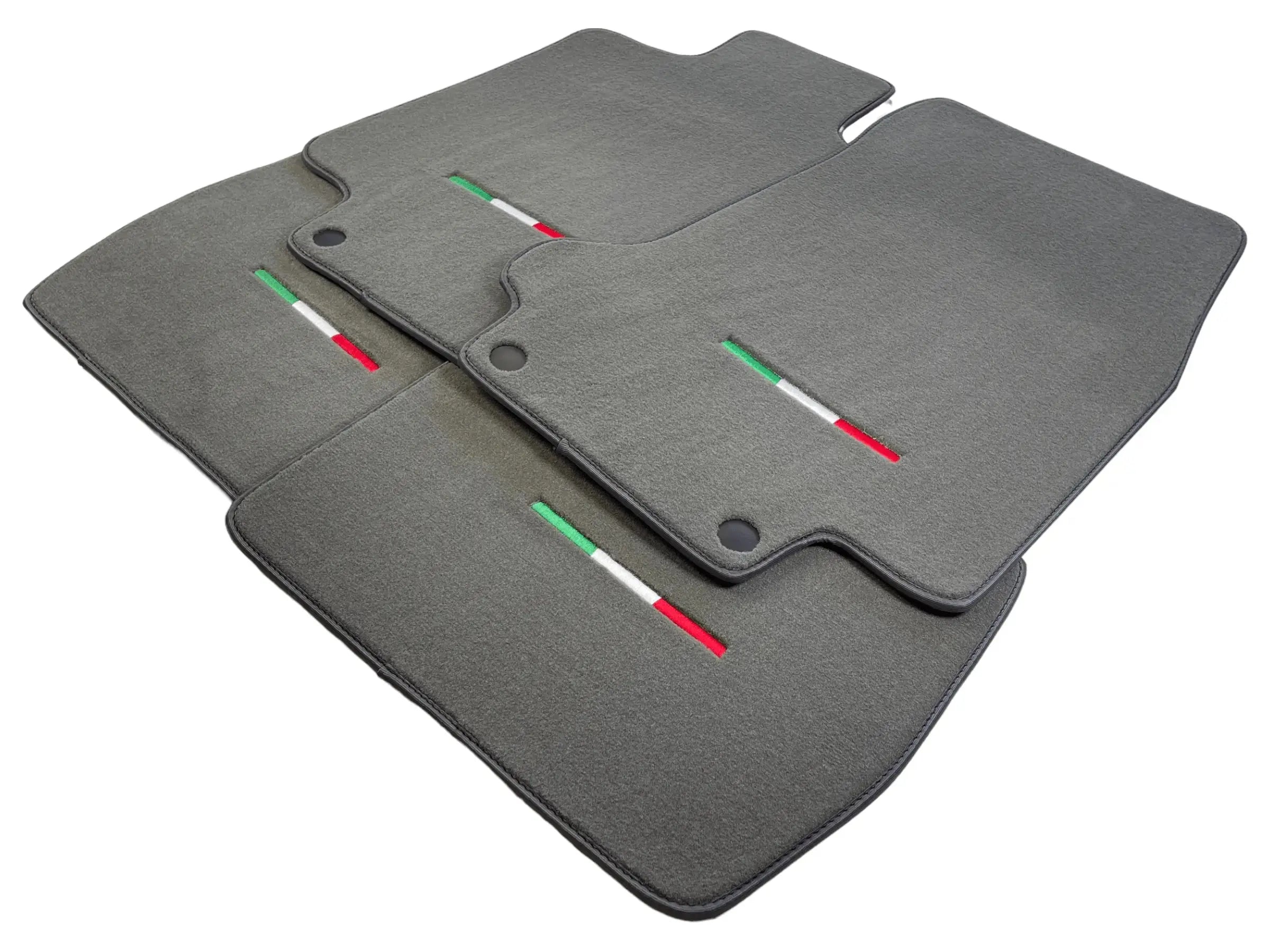 Gray Floor Mats For Maserati GranTurismo MC (2009-2010) IT Edition - AutoWin