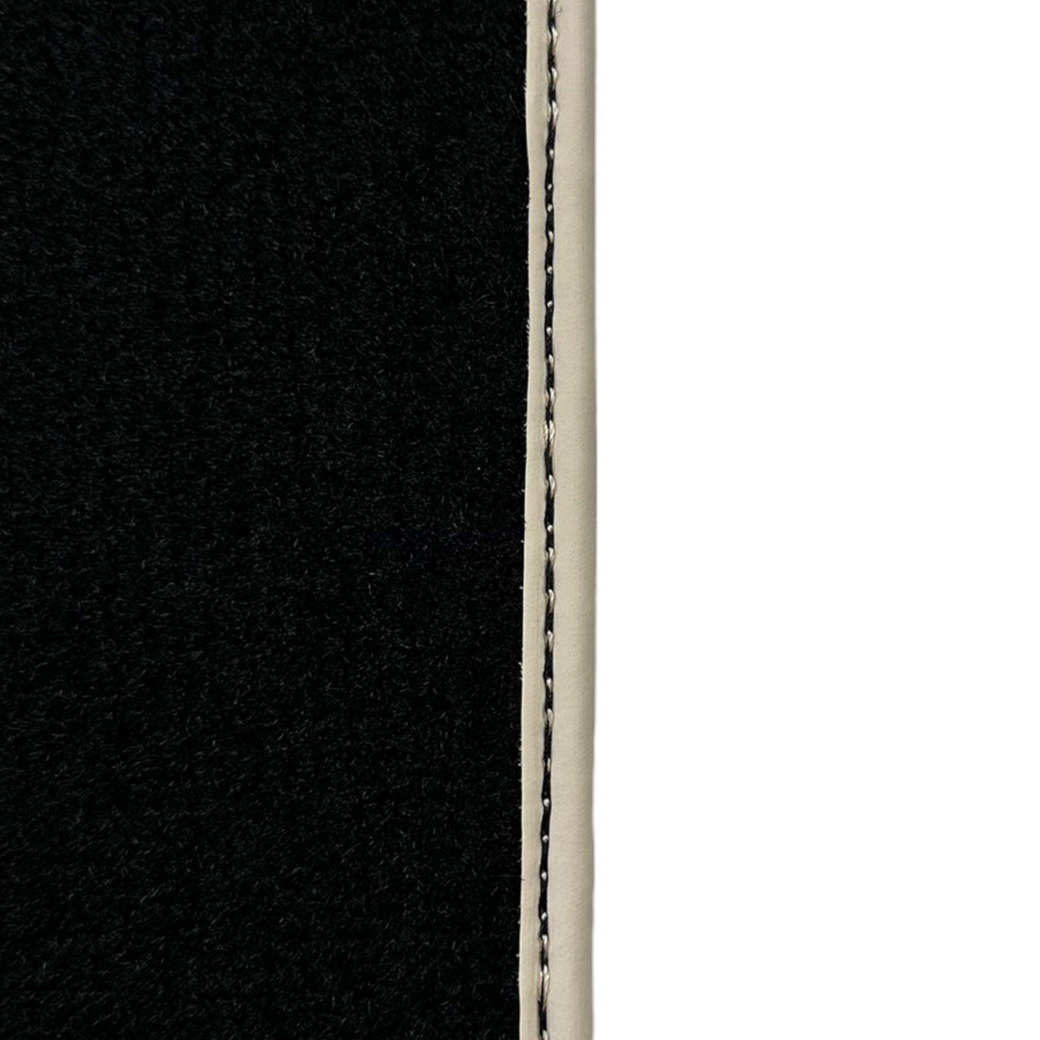 Black Floor Mats For Kia Sportage (2021) - AutoWin