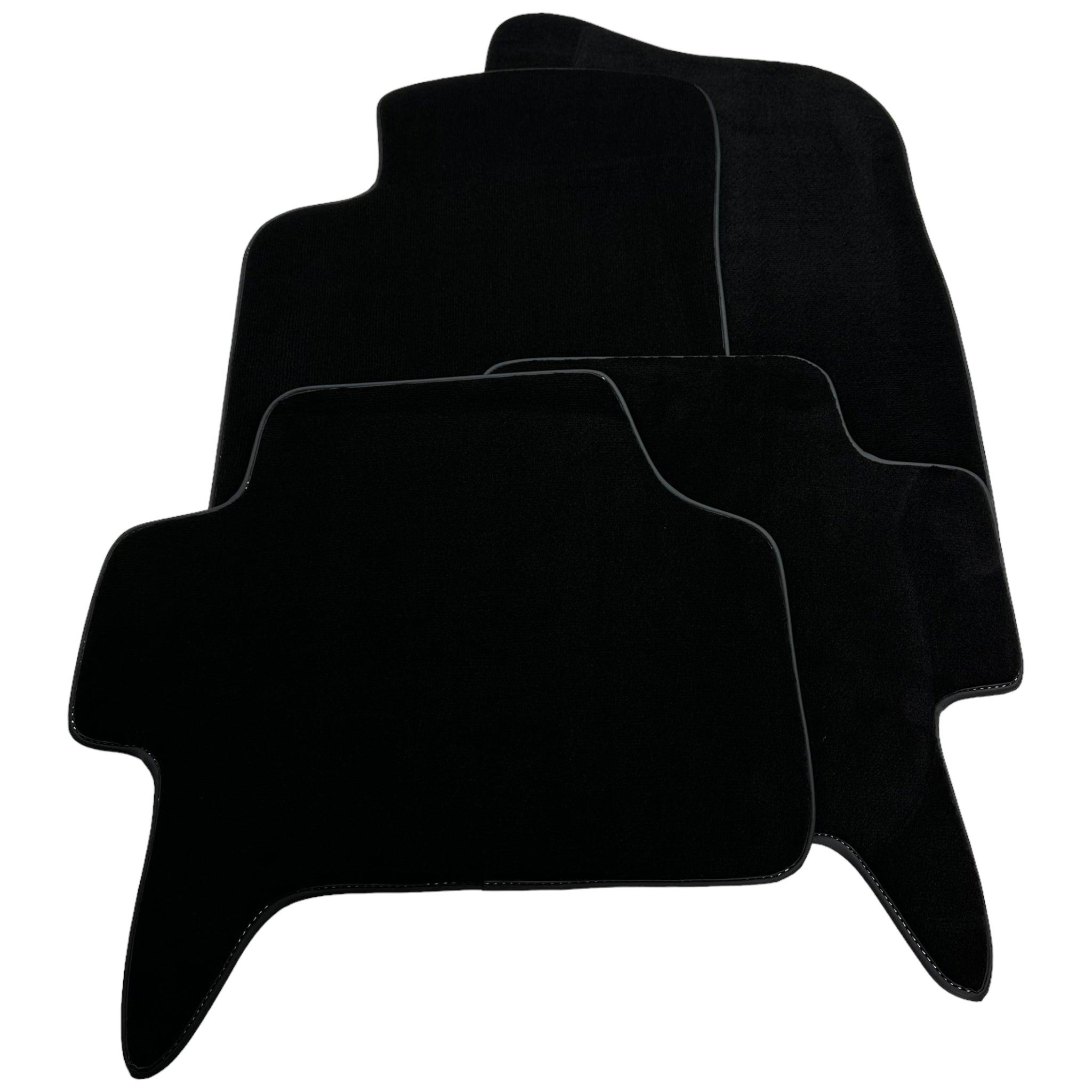 Black Floor Mats For Mitsubishi Pajero Sport (2009-2015) - AutoWin