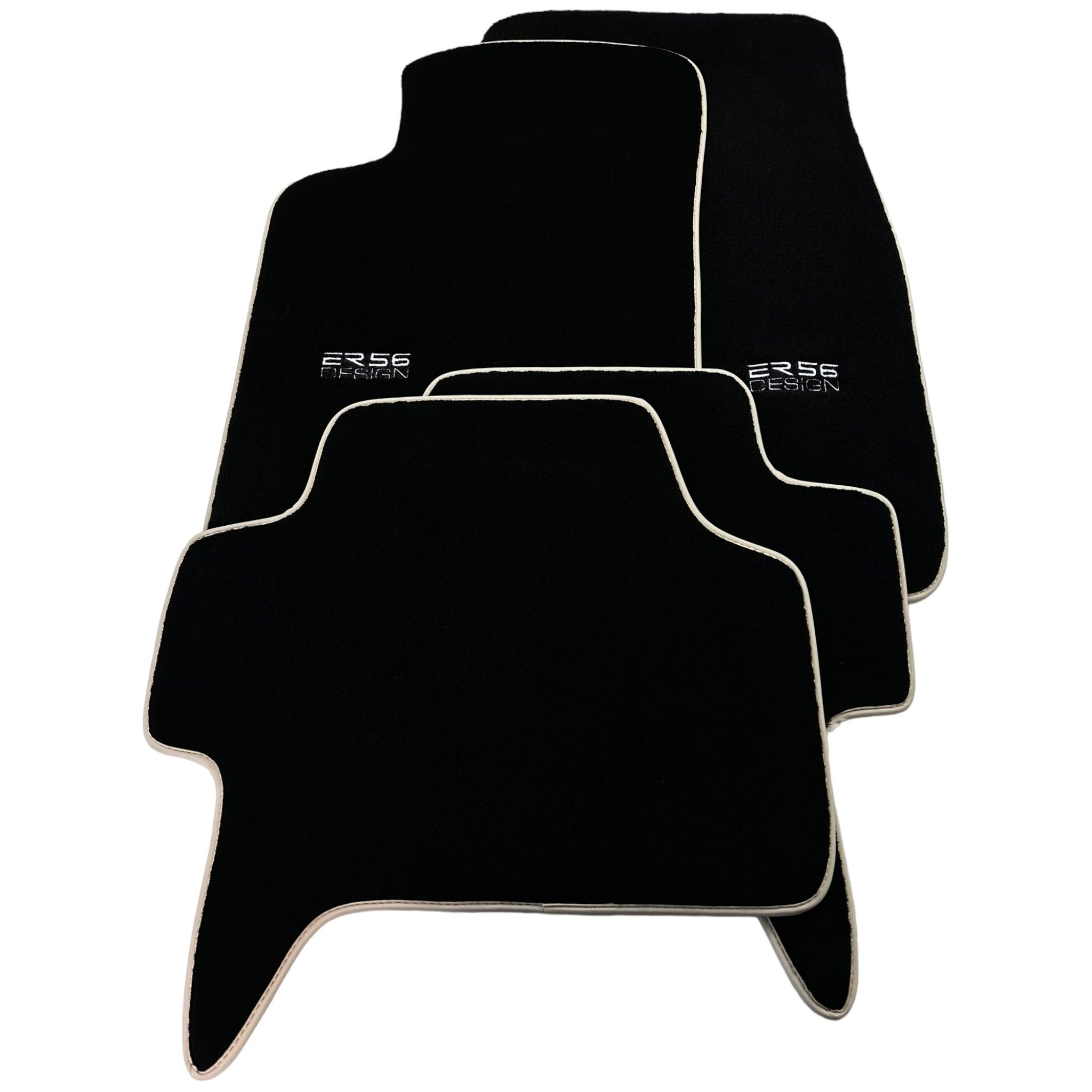 Black Floor Mats For Mitsubishi Pajero Sport (2009-2015) ER56 Design - AutoWin