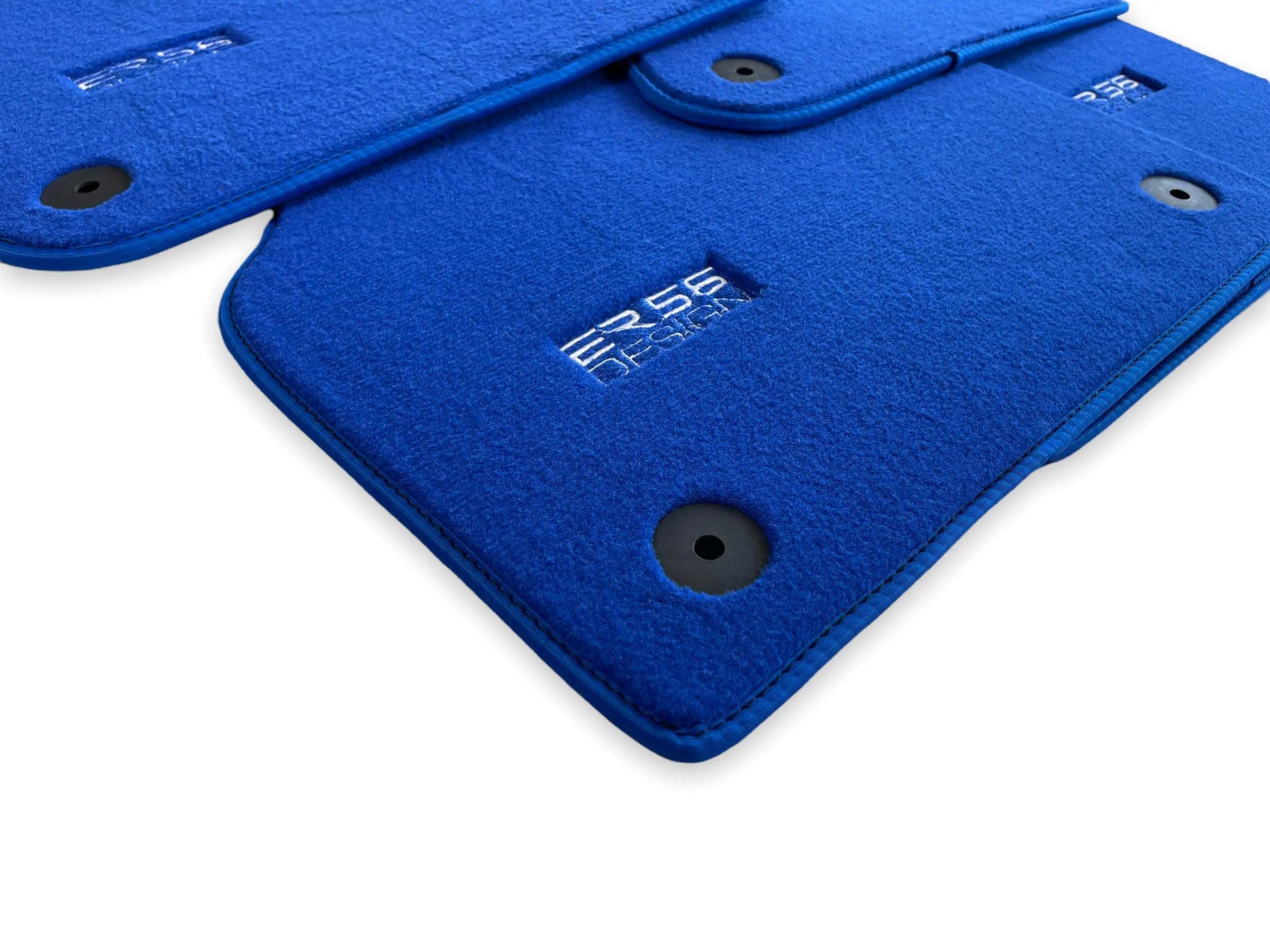 Blue Floor Mats for Audi Q7 4L (2006-2015) | ER56 Design