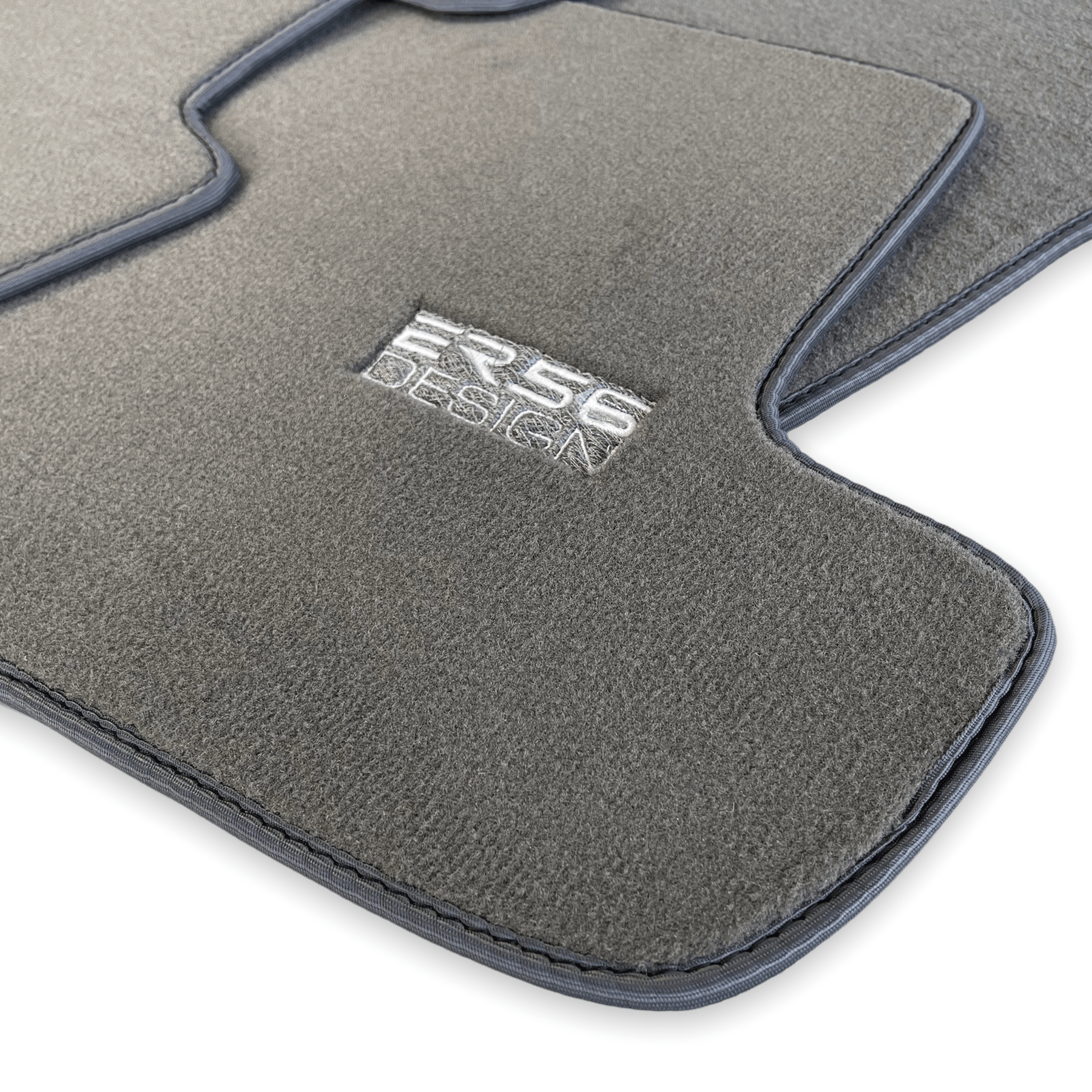 Gray Floor Mats for Porsche Cayenne (2003-2010) | ER56 Design - AutoWin