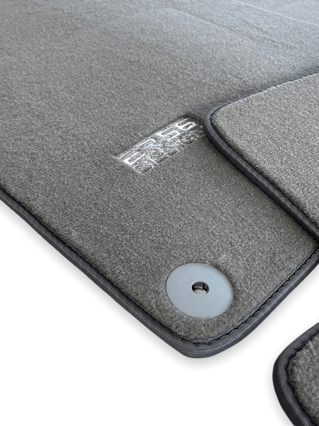 Gray Floor Mats for Porsche Cayenne (2018-2023) | ER56 Design - AutoWin