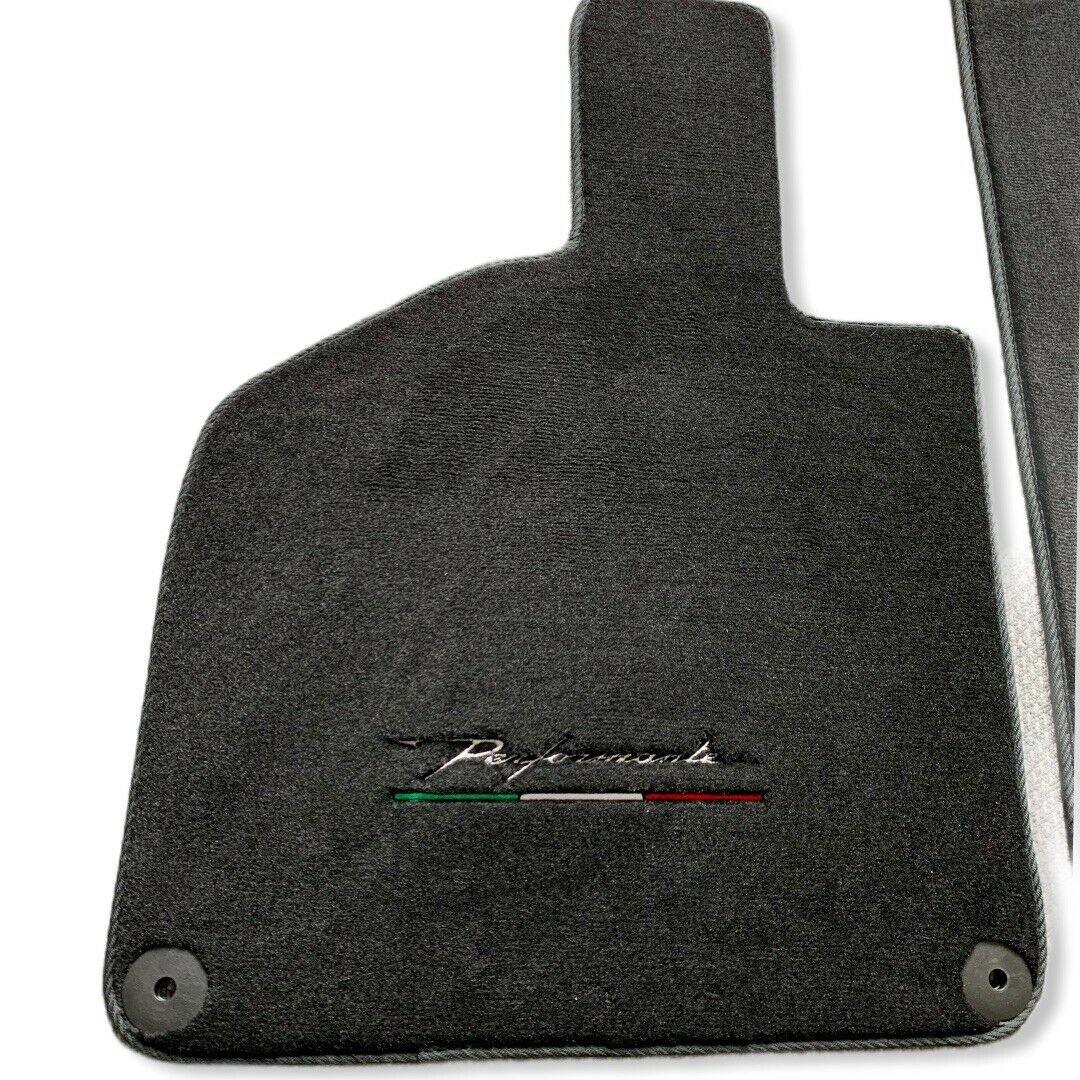 Floor Mats for Lamborghini Huracan With Italian Flag and Perfomante Logo - AutoWin