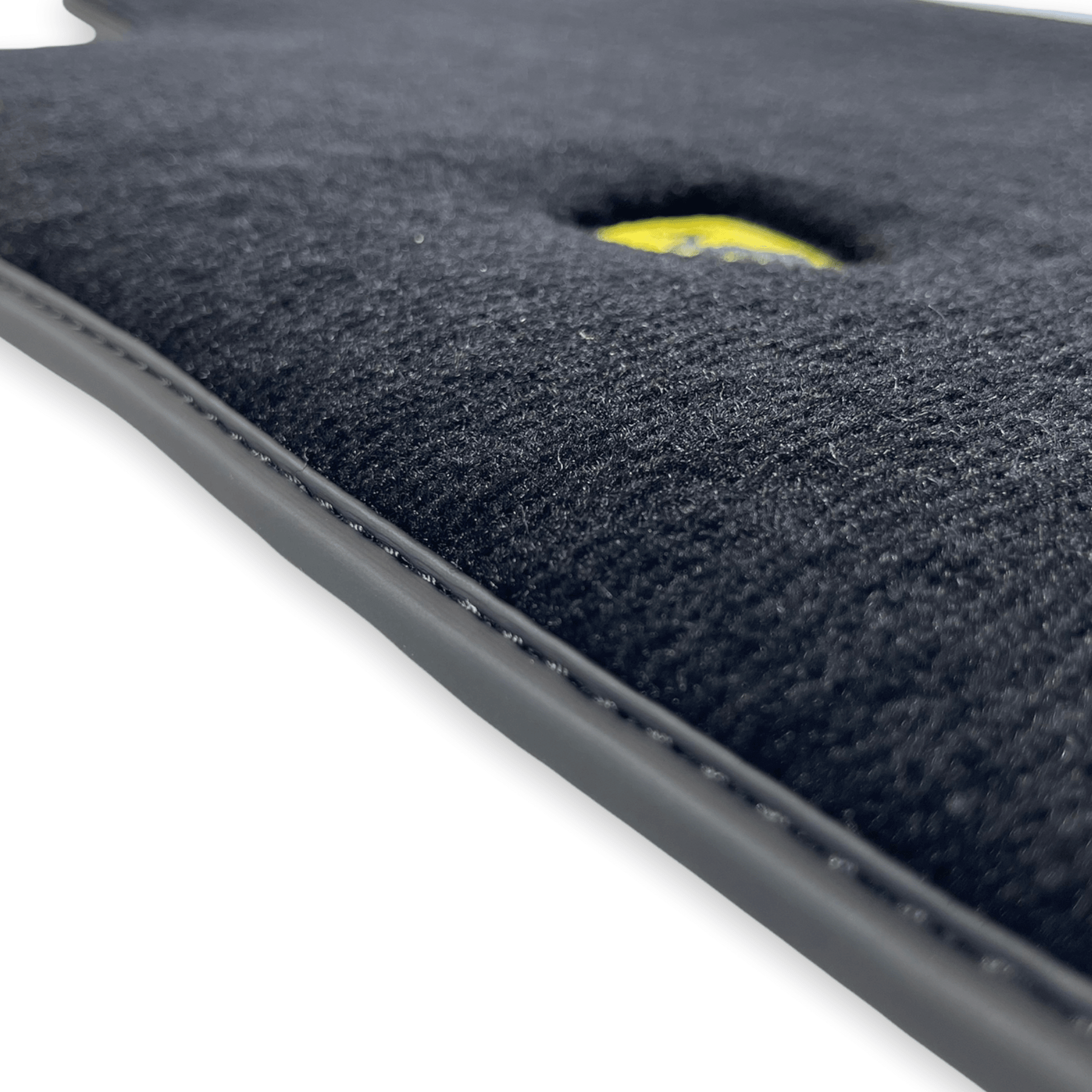 Floor Mats For Volvo V40 (2012-2019) - AutoWin